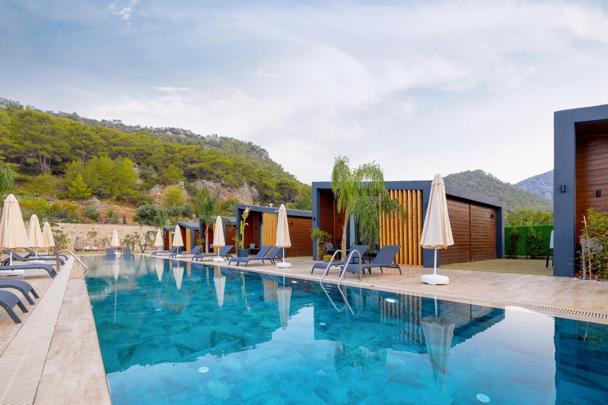 Rota Kilidonia Karaoez Suites&Villas ภายนอก รูปภาพ
